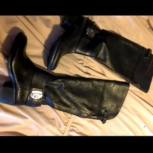 Vince camuto black boots